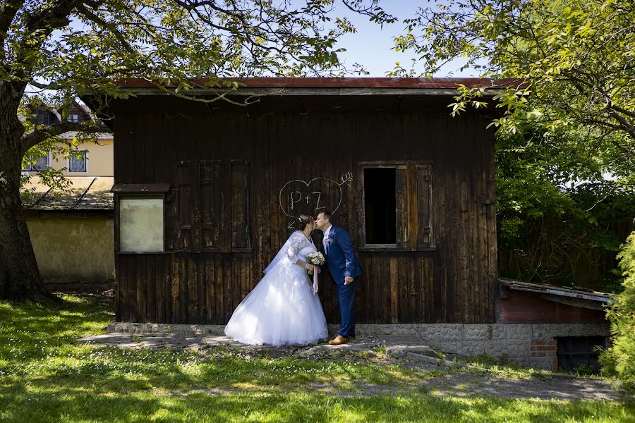 Pulmafotograaf Kristýna Bulíčková (kristynafoto). Foto tehtud 16 juuli 2023