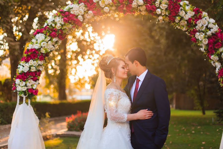 Wedding photographer Sulaymon Mukhamedzhanov (sulol). Photo of 19 October 2015