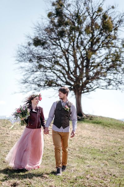 Fotografo di matrimoni Ekaterina Sarkisyan (sarkisyan). Foto del 9 aprile 2017