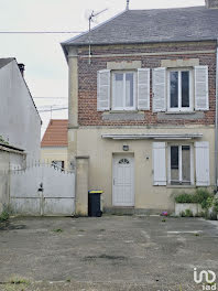 maison à Sainte-genevieve (60)
