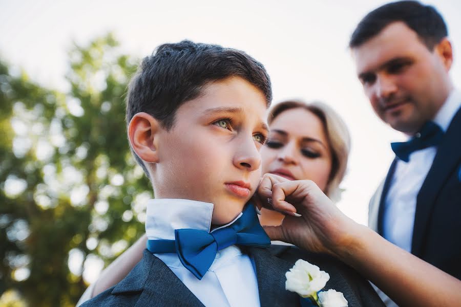 Fotografo di matrimoni Michael Bugrov (bugrov). Foto del 24 ottobre 2016