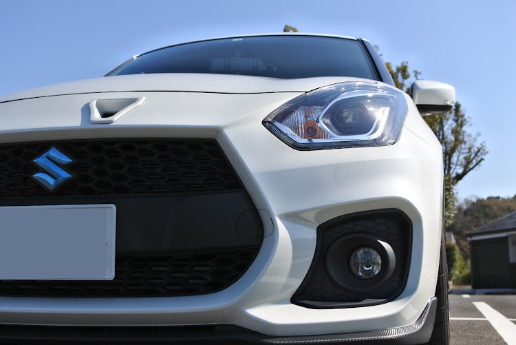 スイフトスポーツのコロナウイルスに負けるな・洗車・stay homeに関するカスタム事例の投稿画像2枚目