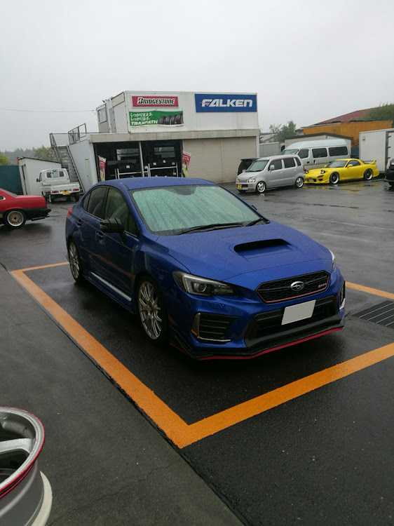 WRX STIのワイトレ・ねじロック・BBS RE-V・新型BRZに関するカスタム事例の投稿画像4枚目