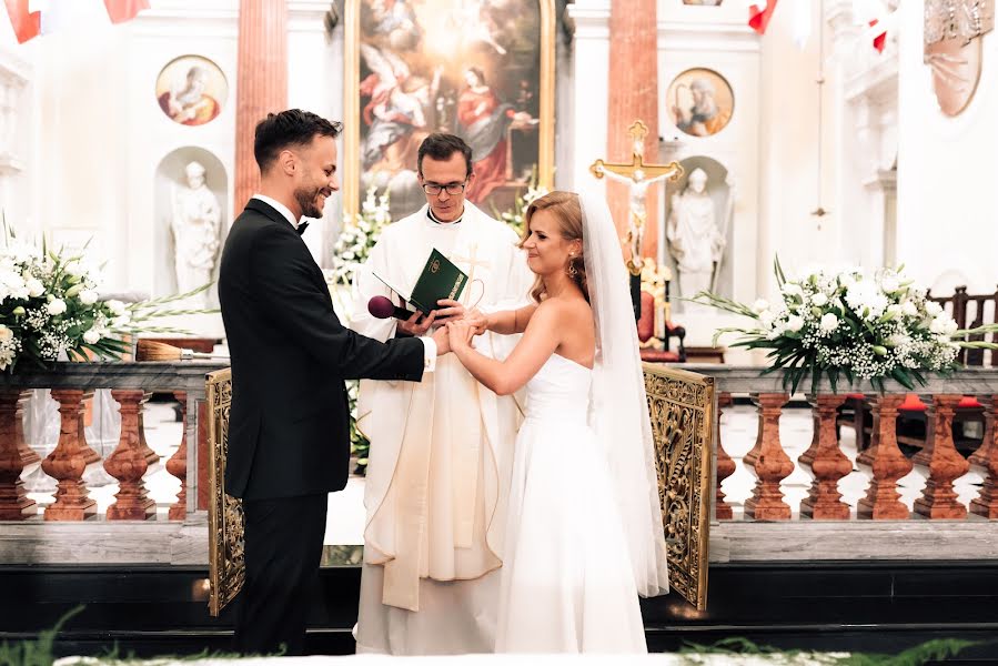 Fotografo di matrimoni Paulina Młodawska (paulinamlodawska). Foto del 30 marzo 2022