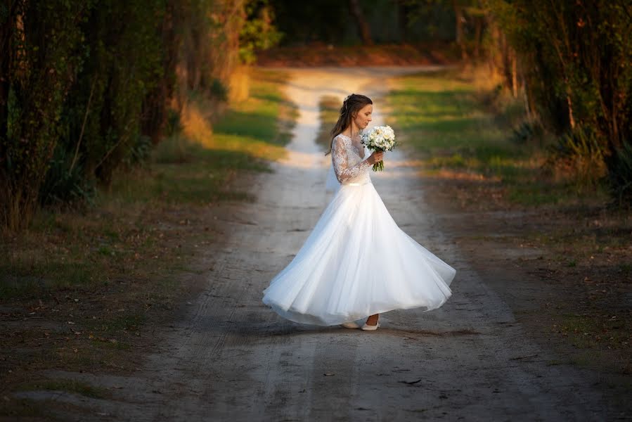 Fotógrafo de casamento Roland Földvári (foldvariphoto). Foto de 18 de setembro 2022