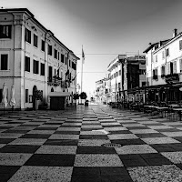 Piazza Vittorio Emanuele Lazise (Verona ) di 