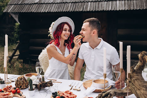 Fotógrafo de casamento Yulya Kot (julykot). Foto de 31 de março 2021