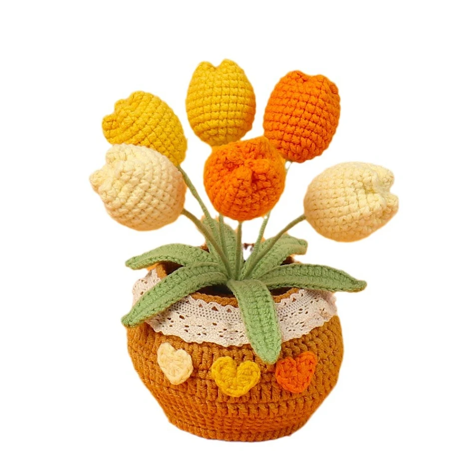 Handgemaakte Wollen Geweven Woondecoratie met Tulp in Pot, voor een Natuurlijke en Elegante Touch in je Interieur.