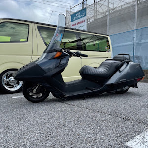 ハイエースバン TRH200V