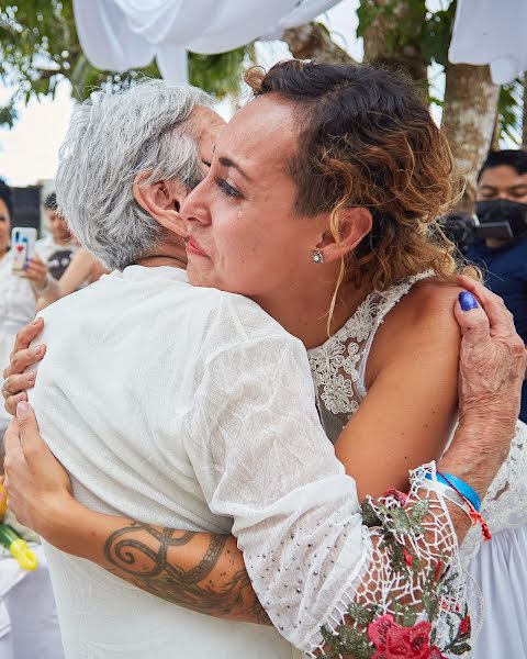 Fotografo di matrimoni Carlos Dzib (carlosdfarhiel). Foto del 25 febbraio 2022