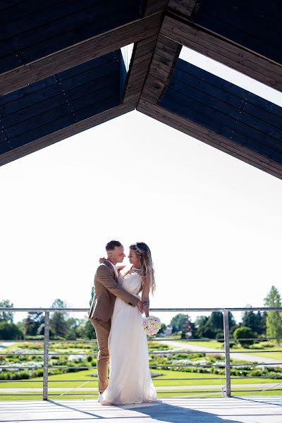 Fotografo di matrimoni Anna Cvetkova (cvetkova). Foto del 18 ottobre 2020