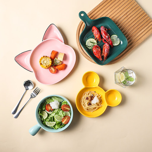 Title 26, Adorable Childrens Divided Tableware with Baki...