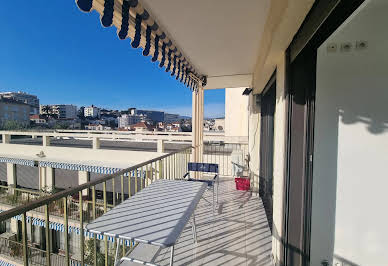 Apartment with terrace 6