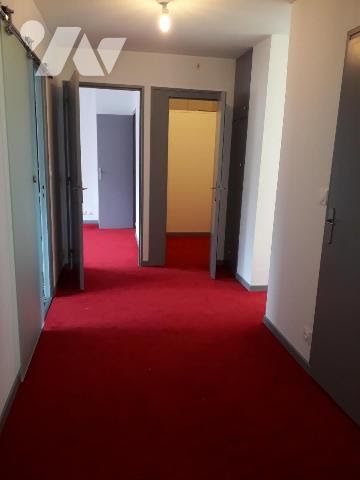 Location  appartement 3 pièces 85 m² à Amiens (80000), 800 €