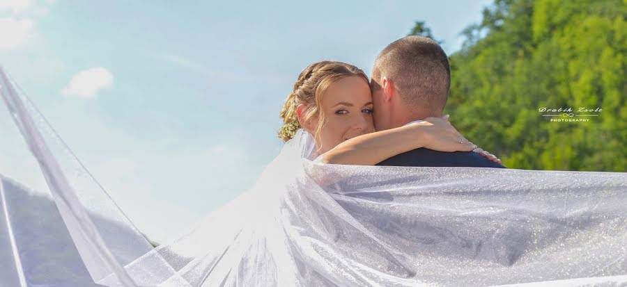 Fotografo di matrimoni Zsolt Drabik (drabikzsolt). Foto del 28 febbraio 2019