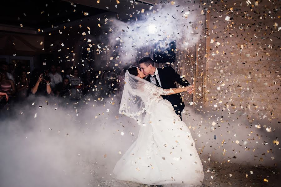 Fotografo di matrimoni Karl Geyci (karlheytsi). Foto del 11 febbraio 2019