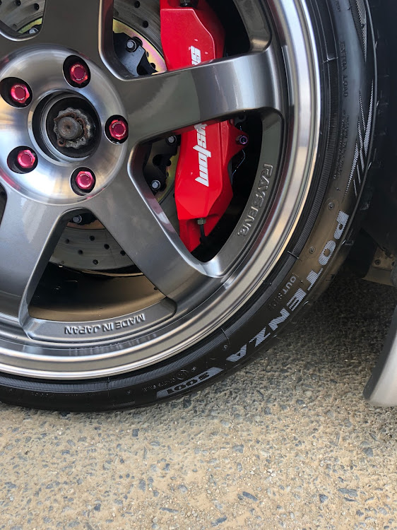 スカイライン GT-RのヨッシーRさんが投稿したカスタム事例の投稿画像1枚目