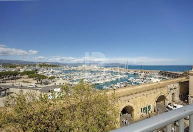 Apartment with terrace 4