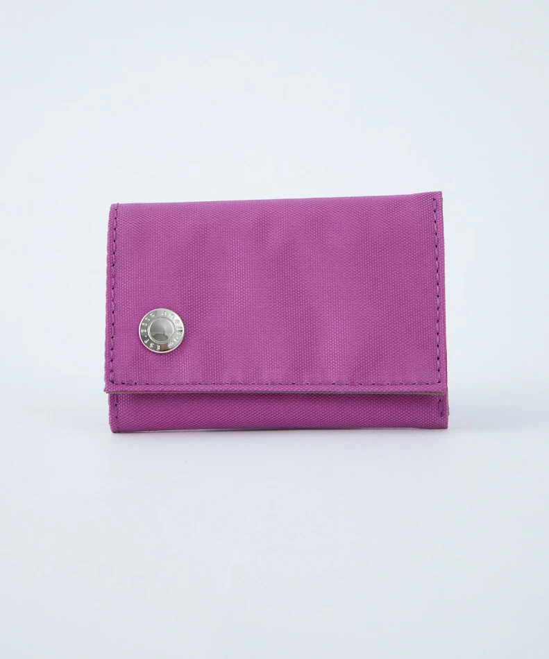 Mini bolso corto estilo pequeño ideal para llevar lo esencial con elegancia. Compacto y práctico, perfecto para salidas casuales y eventos.