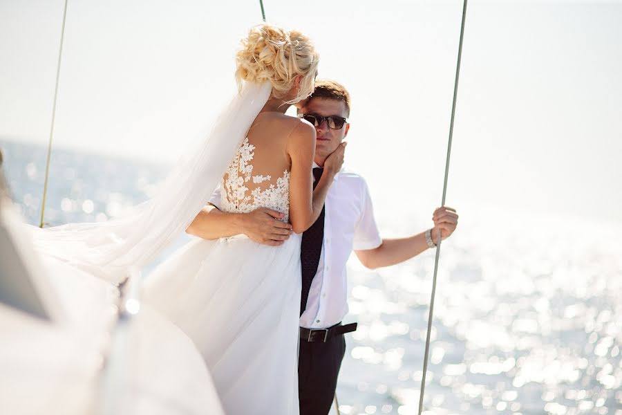 Fotógrafo de casamento Georgiy Galogre (galo). Foto de 3 de março 2018