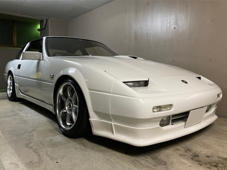 フェアレディZのフェアレディZ・Z31・洗車してたら暗くなった・リビルトセルモーター交換・見えないけど工具使えて良かった〜に関するカスタム事例の投稿画像1枚目
