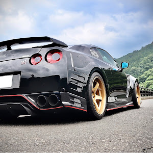 NISSAN GT-R R35