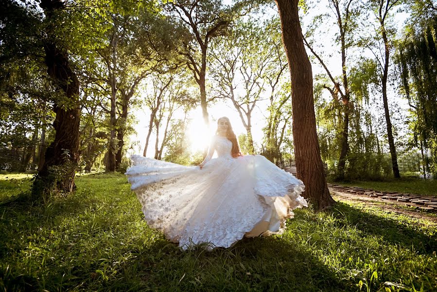 Wedding photographer Elizaveta Duraeva (lizzokd). Photo of 16 September 2018