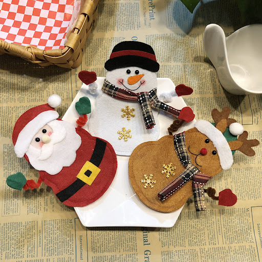Title 10, Creative Christmas Decoration Supplies Table Kn...