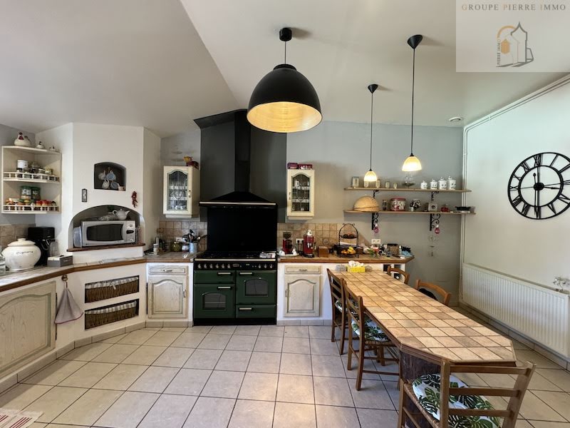 Vente maison 8 pièces 200 m² à Jarnac (16200), 298 200 €