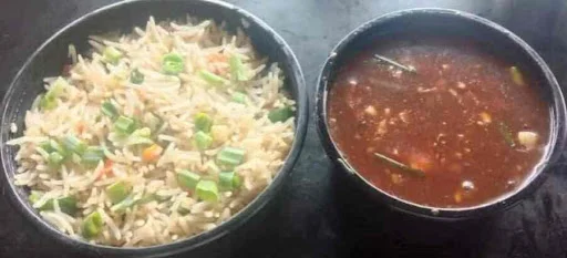 Veg Manchurian Gravy [300 Ml] With Veg Fried Rice [500 Ml]