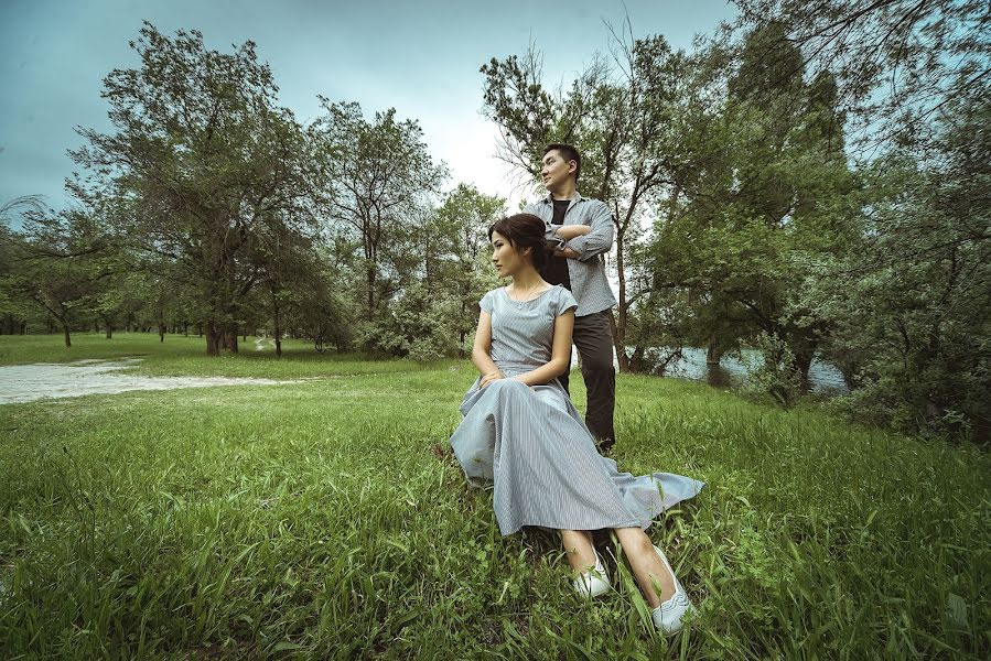 Photographe de mariage Ermek Zhenishov (ermek). Photo du 18 mai 2016