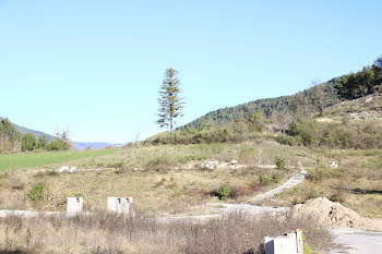 terrain à Annot (04)