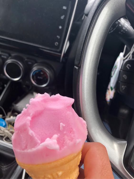 スイフトのキアラさんが投稿したカスタム事例の投稿画像2枚目