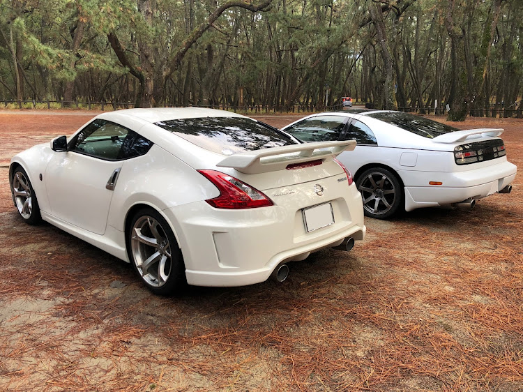 フェアレディZのいいニッサンの日・2024ベストショット1月・z32・z34・Z FREELYSに関するカスタム事例の投稿画像2枚目