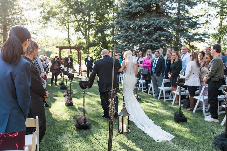 Wedding photographer Mallory Kiesow (mallorykiesow). Photo of 8 September 2019