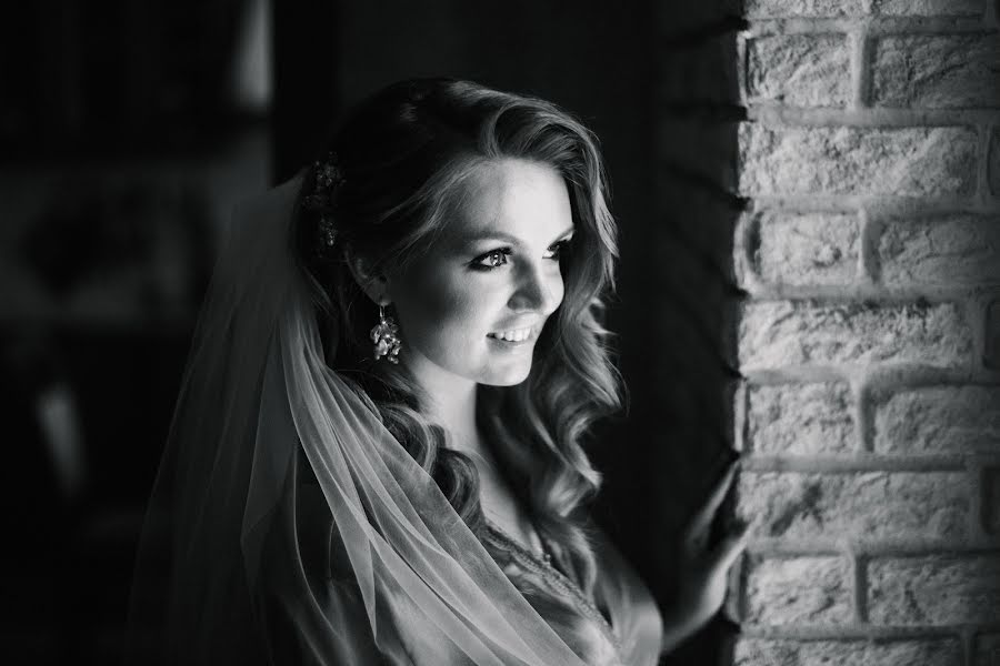 Wedding photographer Anastasiya Gusarova (effy). Photo of 20 March 2019