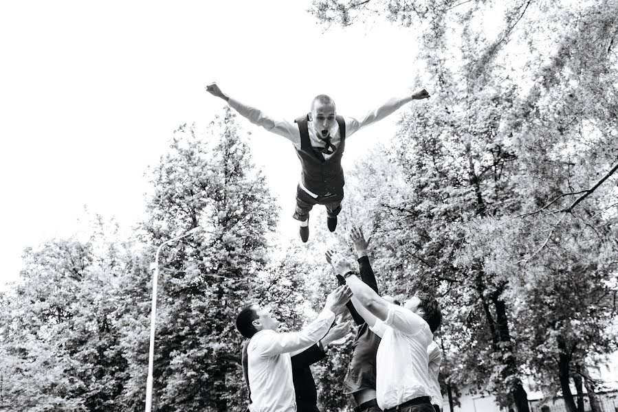 Wedding photographer Eduard Aleksandrov (eduardalexandrov). Photo of 27 June 2018