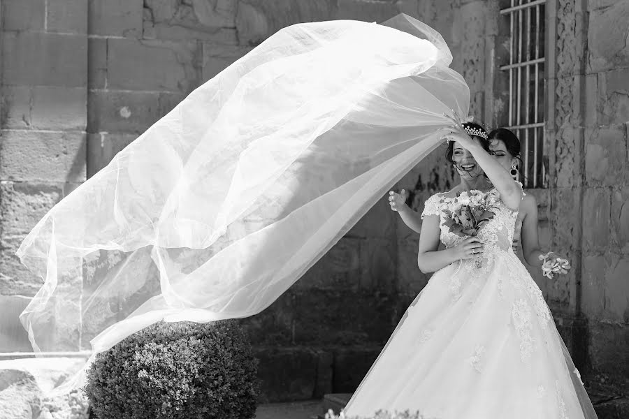 Fotógrafo de casamento Tornike Saakadze (tsaaka). Foto de 23 de agosto 2022