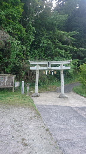 茂宇気神社 一の鳥居 First Torii of Mouke Jinja Shrine