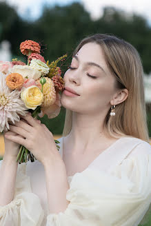 Fotografo di matrimoni Oksana Melente (melente). Foto del 21 marzo 2022