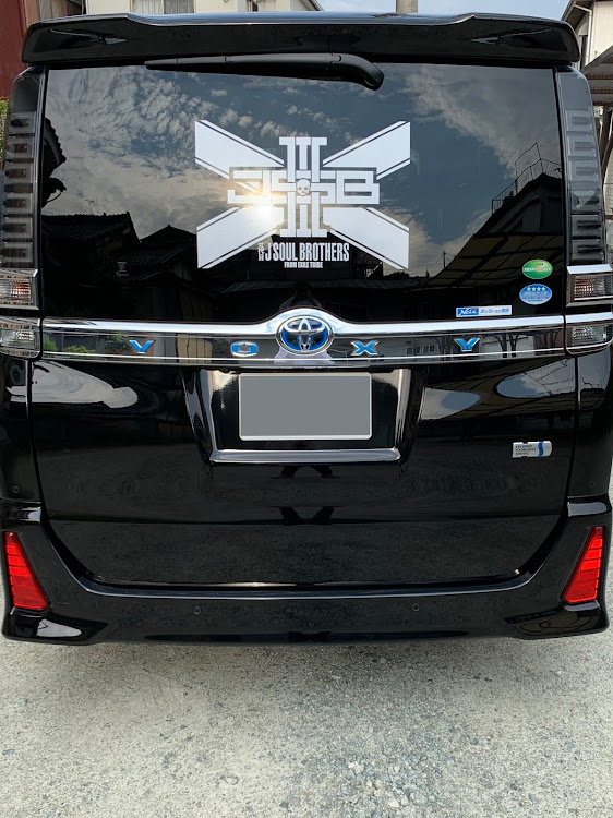 ぴ Team Blue Styleさんが投稿したヴォクシー煌Ⅱ・ヴォクシーハイブリッド・愛車に関するカスタム事例の投稿画像1枚目