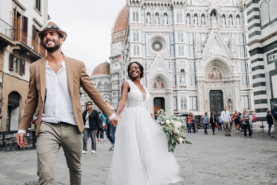 Fotografo di matrimoni Roman Matveev (romanmatveev). Foto del 21 novembre 2019