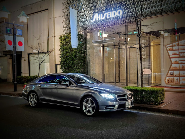 CLSクラス クーペの愛車の一番好きな角度・メルセデス・ベンツ・11月もよろしくお願いします・CLSに関するカスタム事例の投稿画像2枚目