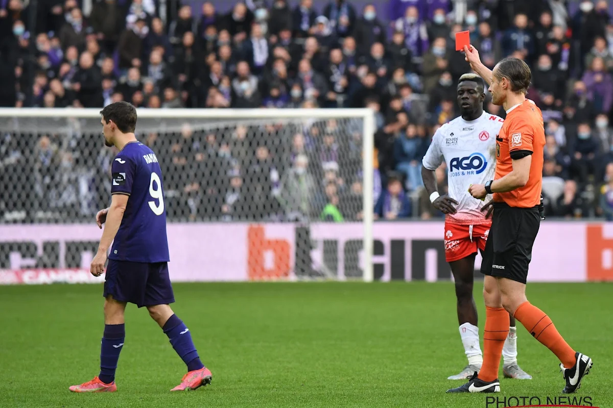 🎥 Kompany woedend, Selemani doet verhaal over rode kaart: "Raman beledigde mijn moeder"