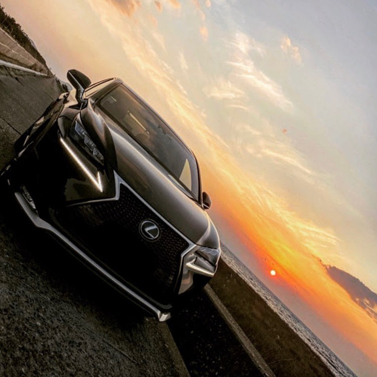 NXの黒い相棒・ピックアップチャレンジ・suv男子・車好きと繋がりたい・自分で撮ったベストショットTOP3に関するカスタム事例の投稿画像3枚目