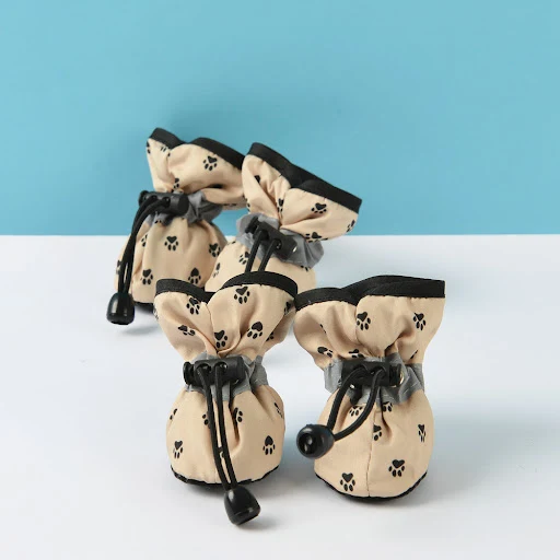 4pcs Waterproof Dog Shoes Pet Anti-slip Reflective Rain Snow Boots Puppy Cats Outdoor Footwear Chihuahua Paw Protector S