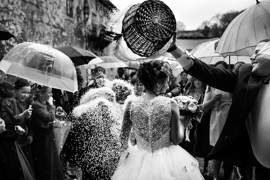 Fotografo di matrimoni Jose Mosquera (visualgal). Foto del 19 aprile 2016