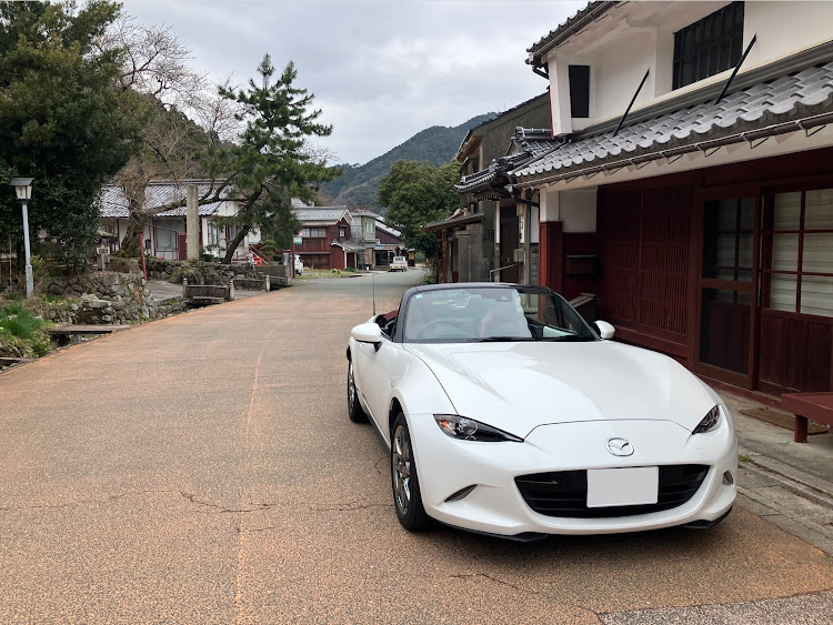 ロードスターのND5RC・ロードスターND・赤幌・メタセコイヤ並木・鯖街道に関するカスタム事例の投稿画像2枚目