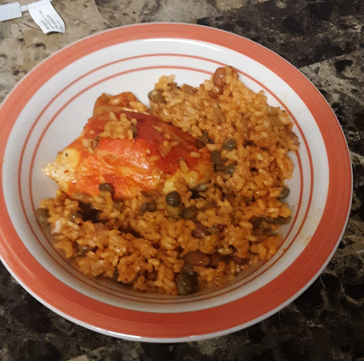 What a delicious combo- the chicken so moist & the rice-perfect. YUMMY!