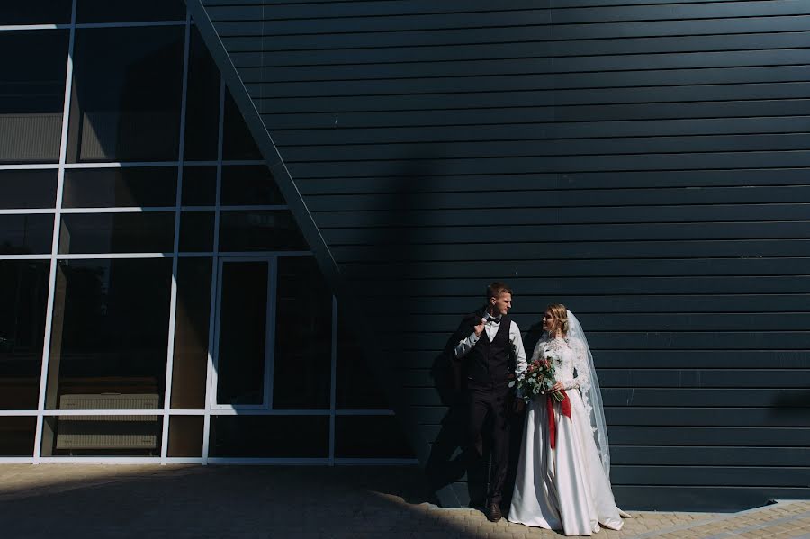 Fotógrafo de casamento Tetiana Tymchenko (favnspring). Foto de 7 de outubro 2018